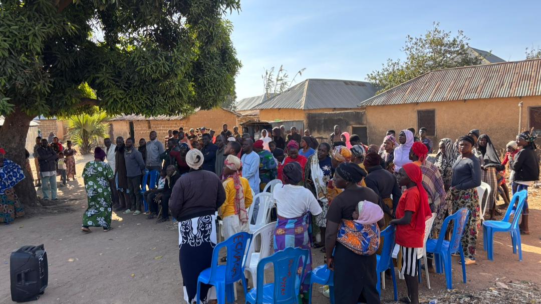 Sharing food during outreach