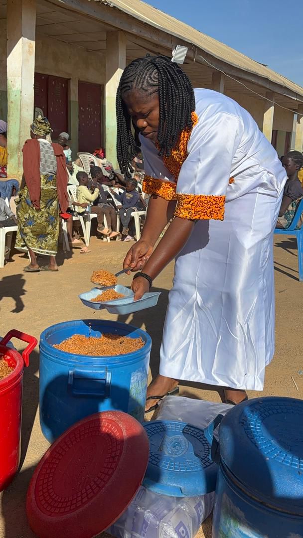 Sharing food during outreach